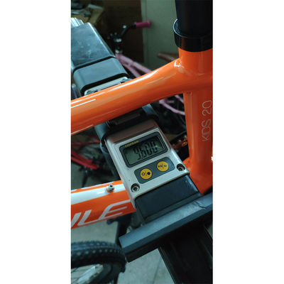 Bicicleta infantil de 20 pulgadas con horquilla de suspensión y marco de fibra de carbono Pesa sólo 11 kg