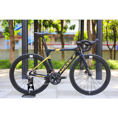 Recientemente diseñado 700C * 25 22 velocidad de carbono marco curva manillar bicicleta de carretera con suspensión de tenedor