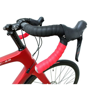 OEM Marco de fibra de carbono 700C Bicicleta de carretera con 2x11 velocidad de engranaje y suspensión de tenedor