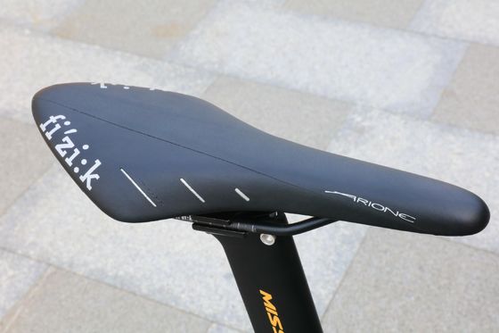 Material de la llanta de la bicicleta de carretera de fibra de carbono combinación perfecta de fuerza y velocidad
