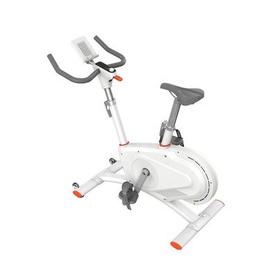 Entrar en forma en casa Gimnasio interior silencioso Ejercicio bicicleta giratoria con torque máximo 32N
