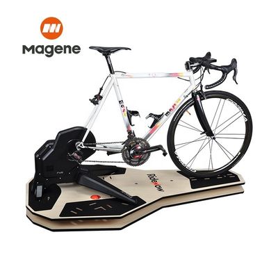 Mejorar el entrenamiento en bicicleta con Tacx Flux Compatible Bike Trainer y Rocking Board