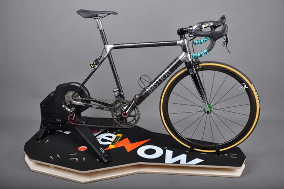 21kg Black Power Trainer Board Su solución de acondicionamiento físico en interiores para el ciclismo y el balanceo