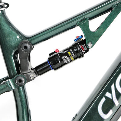 48V Mid Drive Fibra de carbono a través del eje del marco de refuerzo Cables internos Bicicleta eléctrica EM6 Ebike