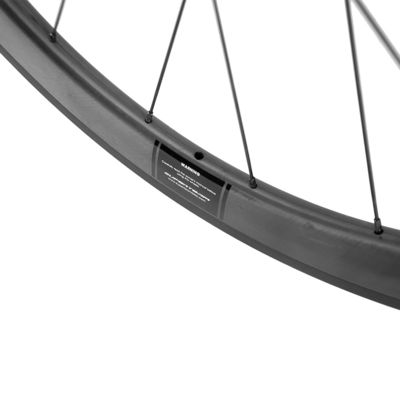 El conjunto de ruedas de fibra de carbono de Superteam es la mejor actualización para el rendimiento de las bicicletas de carretera
