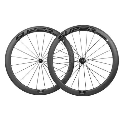 El conjunto de ruedas de fibra de carbono de Superteam es la actualización perfecta para las llantas abiertas de la bicicleta y el freno V