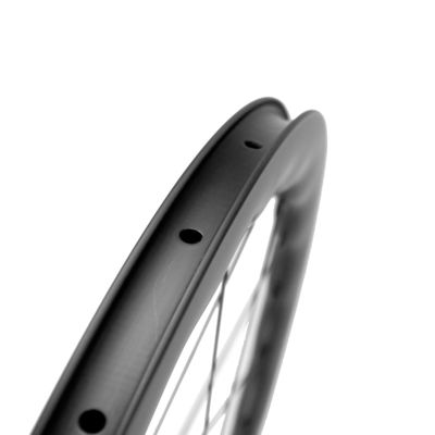 Superteam personalizado de 25 mm de ancho 45 mm de profundidad Clincher de carbono Ruedas de bicicleta