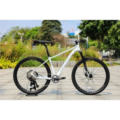 150KG Capacidad de carga 29 pulgadas Bicicleta de montaña de fibra de carbono con 30 marchas de velocidad y diseño