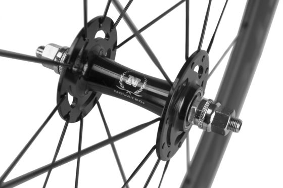 Experimenta el poder de las ruedas de fibra de carbono 700C para bicicletas de carretera La elección perfecta