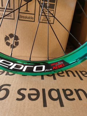 Bicicletas de carretera 20 pulgadas de aleación de aluminio conjunto de ruedas 8/9/10/11 velocidad 4 rodamiento de doble pared color arco iris