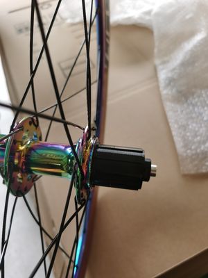 Bicicletas de carretera 20 pulgadas de aleación de aluminio conjunto de ruedas 8/9/10/11 velocidad 4 rodamiento de doble pared color arco iris