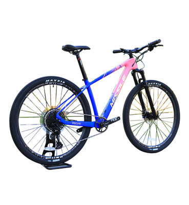 Bicicleta de montaña de fibra de carbono de 29 pulgadas para la experiencia de montaña