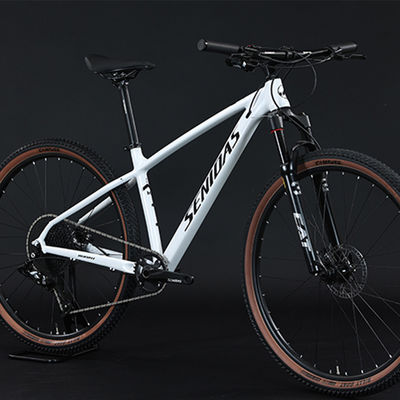 11-52T Bicicleta de montaña con cambio de velocidad Shimano y pedal ordinario
