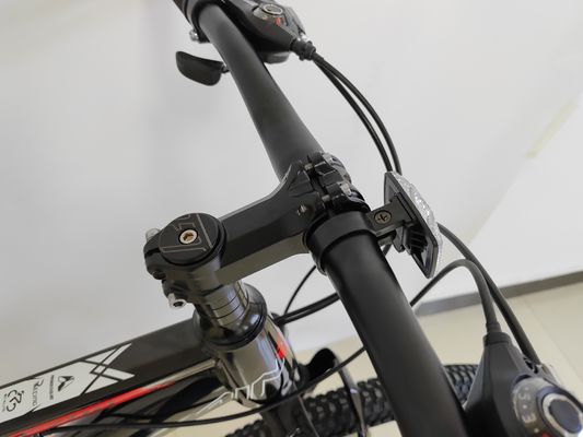 Bicicleta de montaña barata de 26 pulgadas y 21 velocidades. MTB de 26 pulgadas duradera con llanta de una pieza. MTB de 21 velocidades con rueda de una pieza para pedidos al por mayor.
