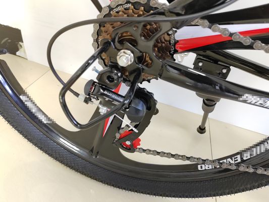 Bicicleta de montaña barata de 26 pulgadas y 21 velocidades. MTB de 26 pulgadas duradera con llanta de una pieza. MTB de 21 velocidades con rueda de una pieza para pedidos al por mayor.